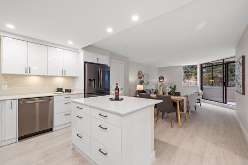 304-1480 Foster Street, Surrey, BC 