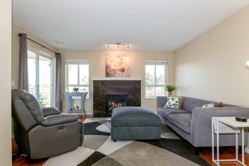 306-19750 64Th Avenue, Langley, BC 