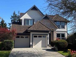15448 33a Avenue  Surrey, BC V3Z 0K6