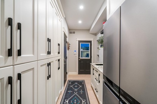 15448 33A Avenue, Surrey, BC 