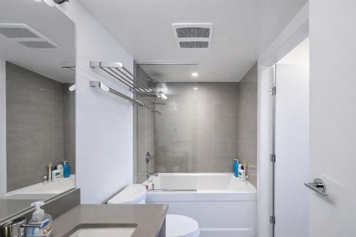 1508-13325 102A, Surrey, BC 