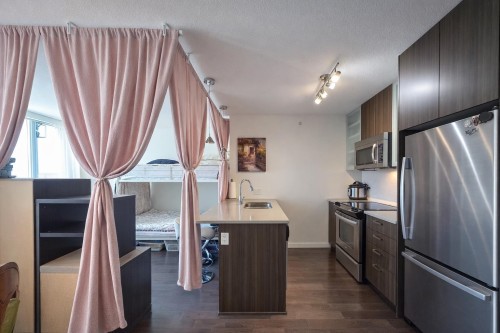 1508-13325 102A, Surrey, BC 