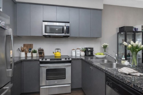 505-6440 194 Street, Surrey, BC 