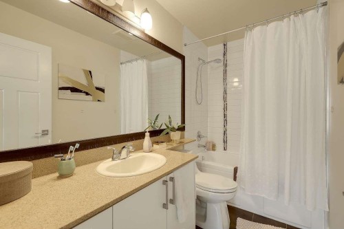 73-15399 Guildford Drive, Surrey, BC 