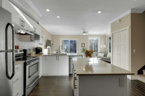 73-15399 Guildford Drive, Surrey, BC 