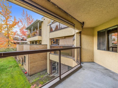 211-10157 University Drive, Surrey, BC 