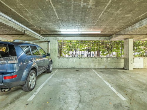 211-10157 University Drive, Surrey, BC 