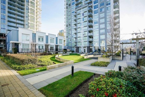 808-13325 102A Avenue, Surrey, BC 