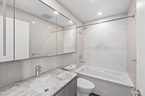 902-1441 Johnston Road, White Rock, BC 