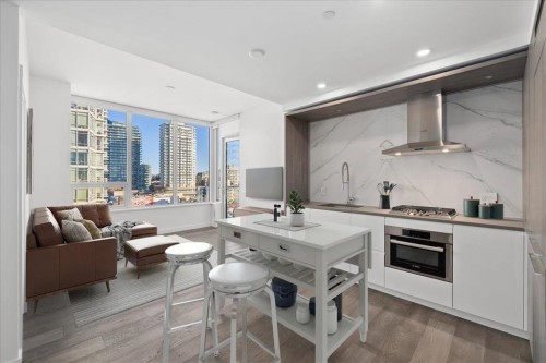 902-1441 Johnston Road, White Rock, BC 