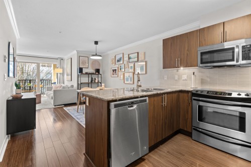 A302-8929 202 Street, Langley, BC 