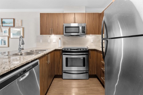 A302-8929 202 Street, Langley, BC 