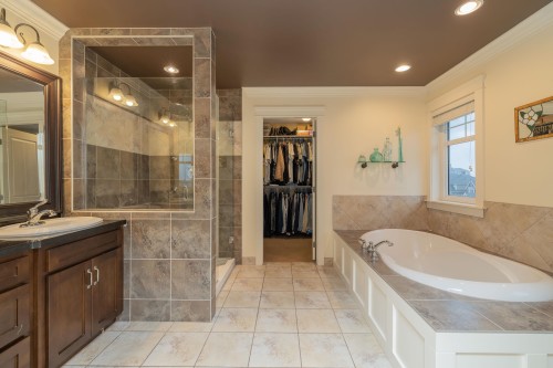 2581 Eagle Mountain Drive, Abbotsford, BC 