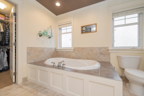 2581 Eagle Mountain Drive, Abbotsford, BC 