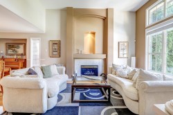 16932 60a Avenue  Surrey, BC V3S 8X5