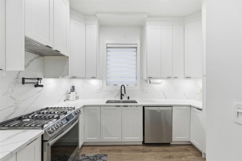 13125 24 Avenue, Surrey, BC 