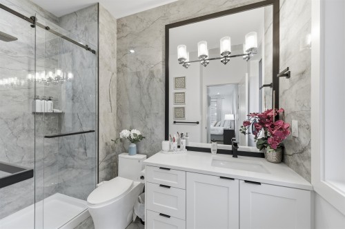 13125 24 Avenue, Surrey, BC 