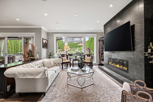 16428 28 Avenue, Surrey, BC 