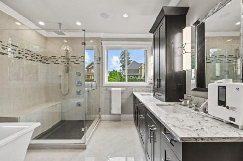 16428 28 Avenue, Surrey, BC 