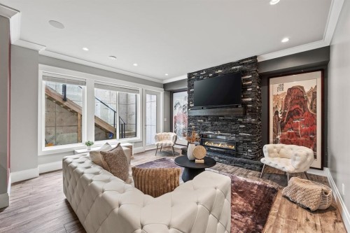 16428 28 Avenue, Surrey, BC 