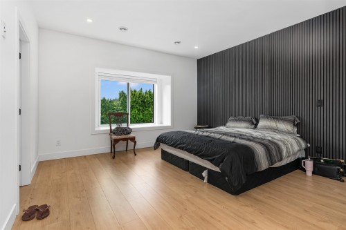 18460 64 Avenue, Surrey, BC 