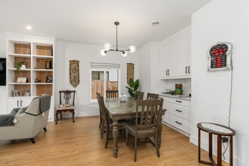 18460 64 Avenue, Surrey, BC 