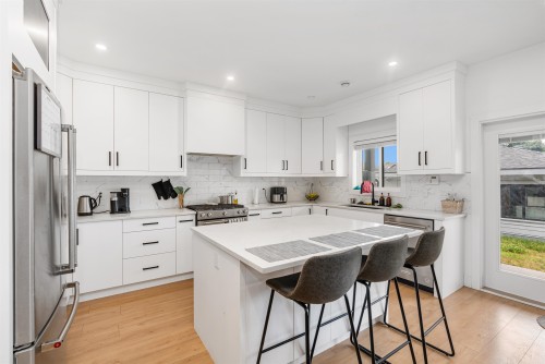 18460 64 Avenue, Surrey, BC 