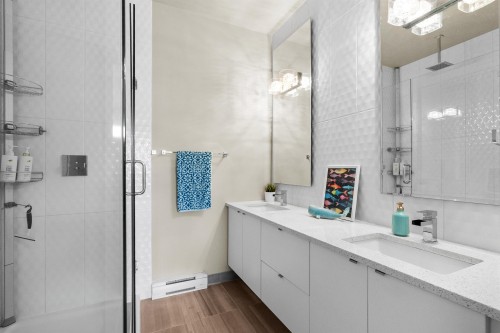 95-16488 64 Avenue, Surrey, BC 