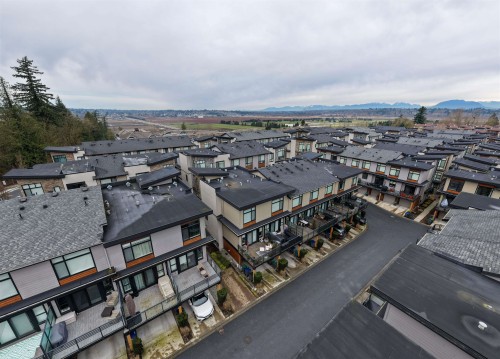 95-16488 64 Avenue, Surrey, BC 