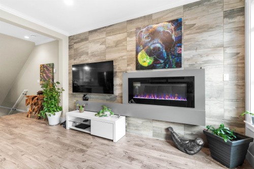 95-16488 64 Avenue, Surrey, BC 