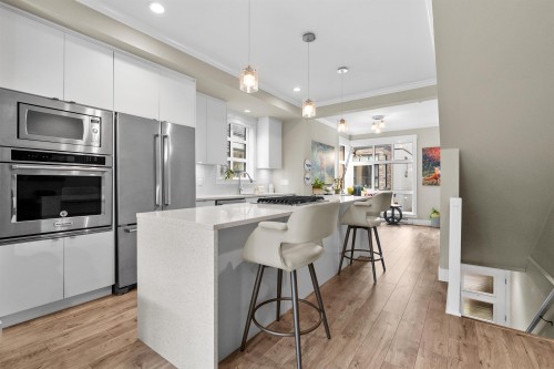 95-16488 64 Avenue, Surrey, BC 