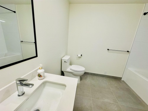 A615-7980 206A Street, Langley, BC 