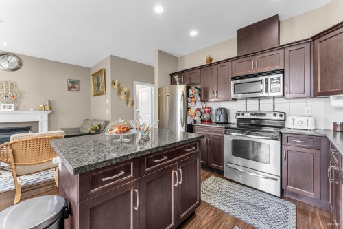 6940 208A Street, Langley, BC 