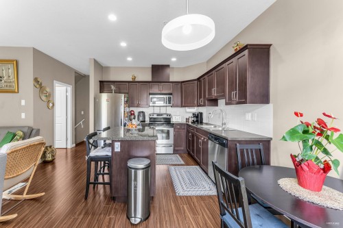 6940 208A Street, Langley, BC 