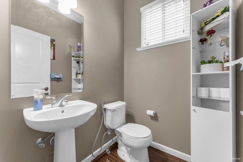 6940 208A Street, Langley, BC 