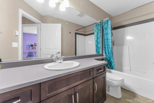 6940 208A Street, Langley, BC 