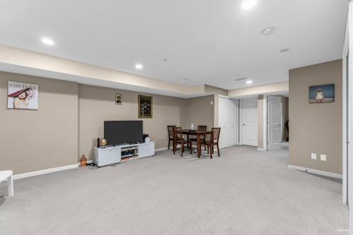 6940 208A Street, Langley, BC 