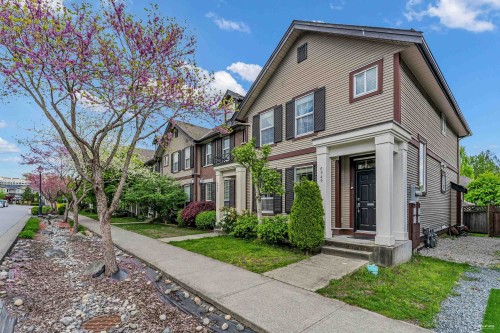 6940 208A Street, Langley, BC 