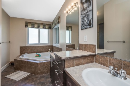 24548 21B Avenue, Langley, BC 