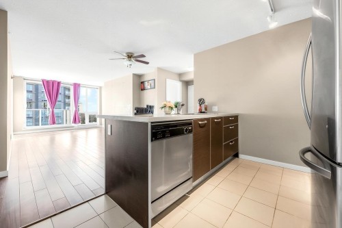 2509-13688 100 Avenue, Surrey, BC 