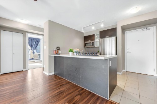 2509-13688 100 Avenue, Surrey, BC 