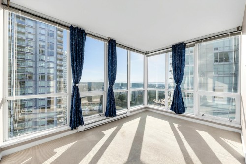 2509-13688 100 Avenue, Surrey, BC 