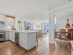 406-15621 Marine Drive  White Rock, BC V4B 1E1