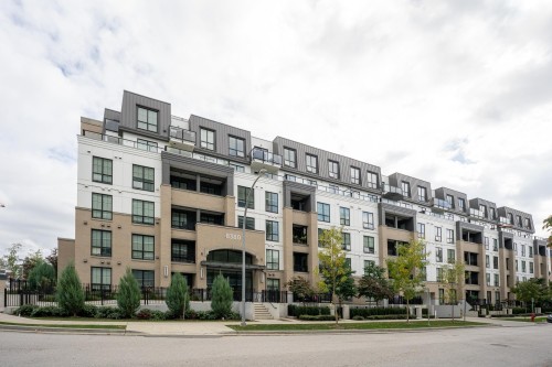 302-8380 200A Street, Langley, BC 