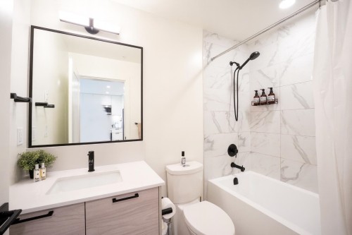 302-8380 200A Street, Langley, BC 