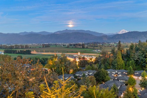 36074 Southridge Place, Abbotsford, BC 