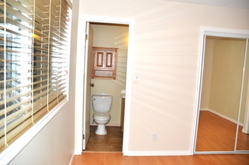 3176 Old Clayburn Road, Abbotsford, BC 