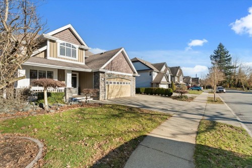 27797 Roundhouse Drive, Abbotsford, BC 