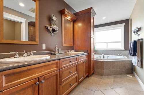 27797 Roundhouse Drive, Abbotsford, BC 