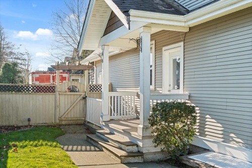 27797 Roundhouse Drive, Abbotsford, BC 